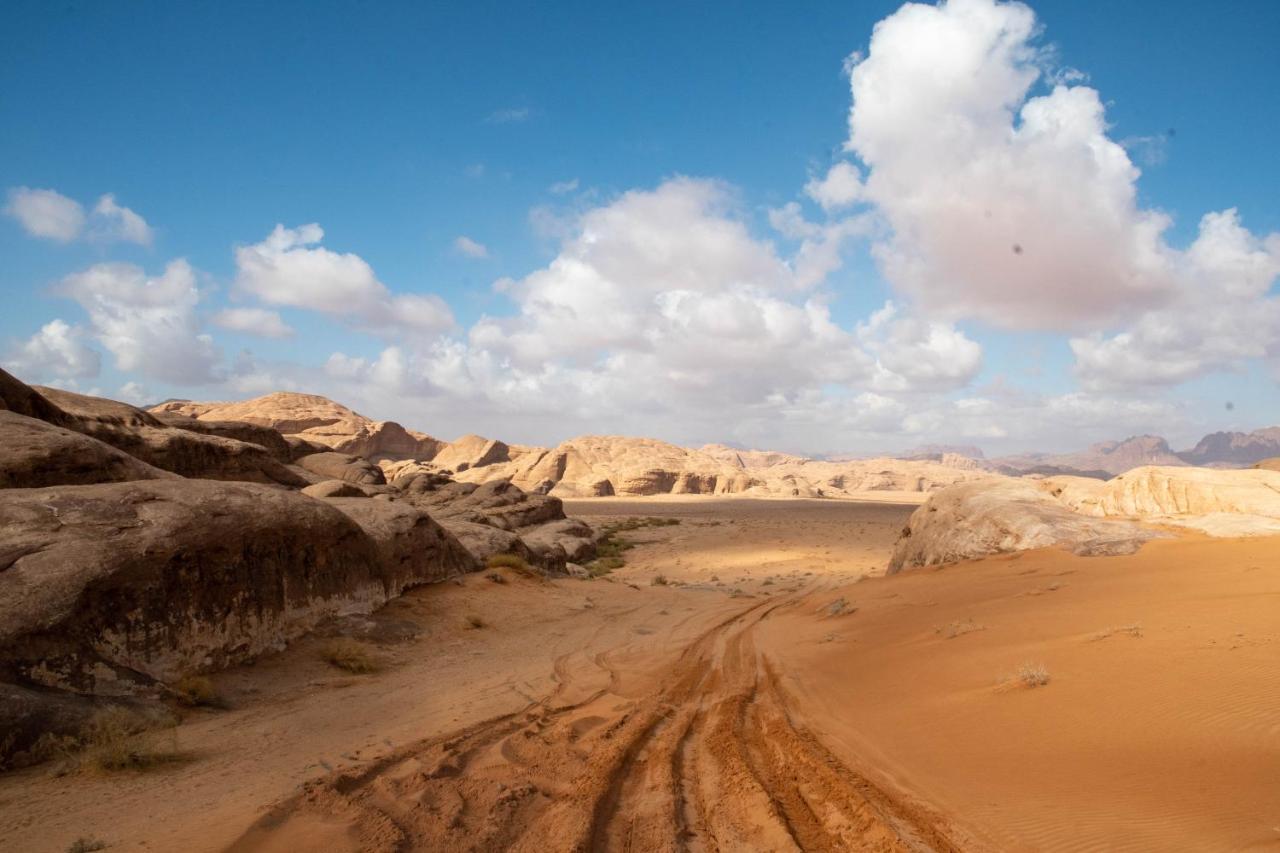 Wadi Rum Nights Esterno foto